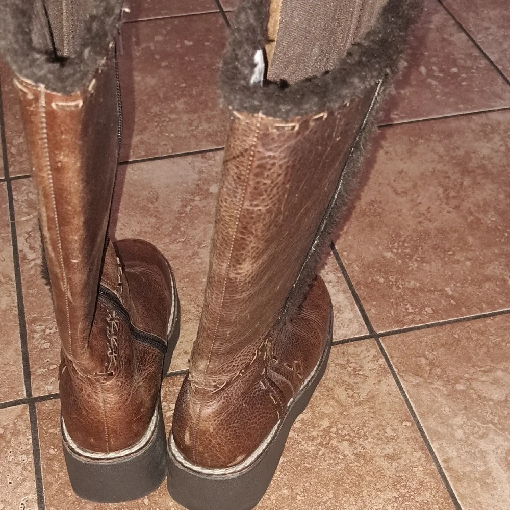 Report Collection Chocolate Over the Knee Boots